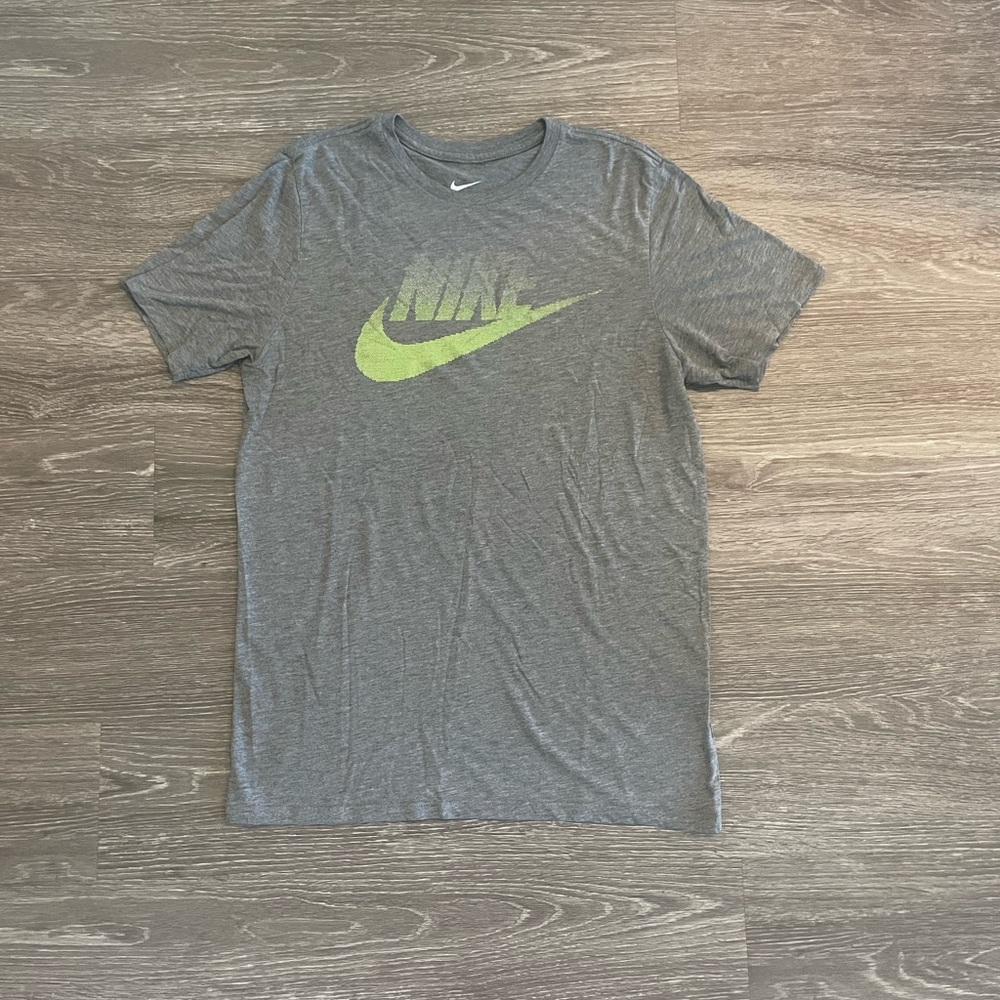 Men’s Nike t shirt